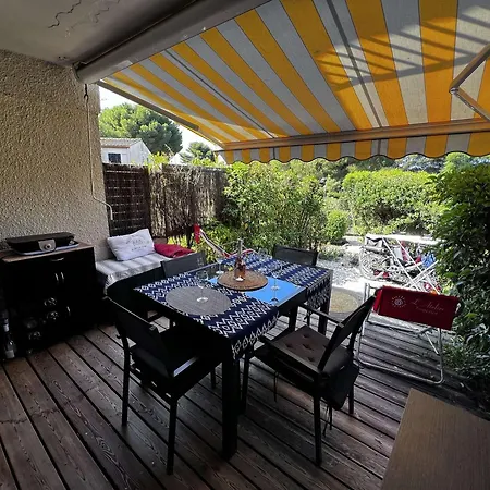 Apartamento T2 Avec Jardinet, Piscine, Tennis, Parking Prive, A 1 Km De La - Fr-1-702-68 Agde